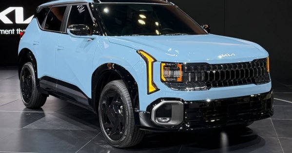كيا تكشف عن الجديدة كليا 