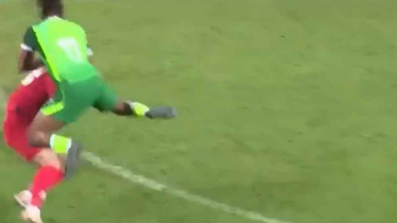 بعد ساعات من "المصارعة" مع لاعب الأردن .. إيوبي يصدر أغنية جديدة
