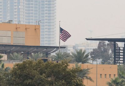 العراق.. السفارة الأميركية تحذر من هجمات وسط بغداد