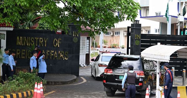 باكستان: لم يصل أي وفد أميركي لإيجاد تسوية لحرب إيران 