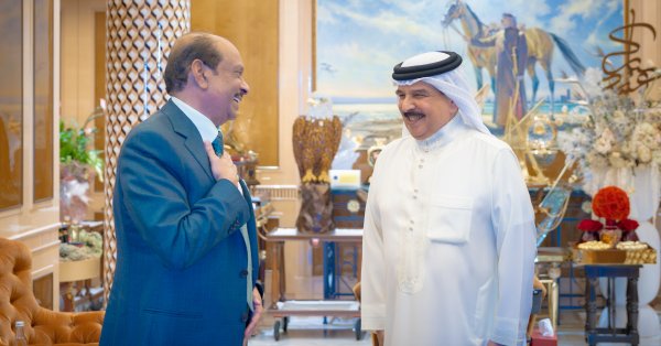 جلالة الملك المعظم يستقبل رئيس مجلس إدارة مجموعة لولو 