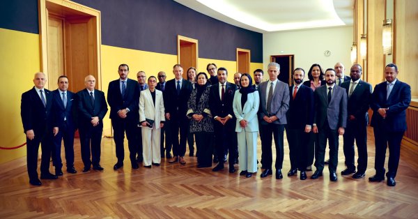 سفير مملكة البحرين لدى جمهورية ألمانيا الاتحادية يشارك في اجتماع مجلس السفراء العرب مع المدير العام للشؤون السياسية بوزارة الخارجية الألمانية 