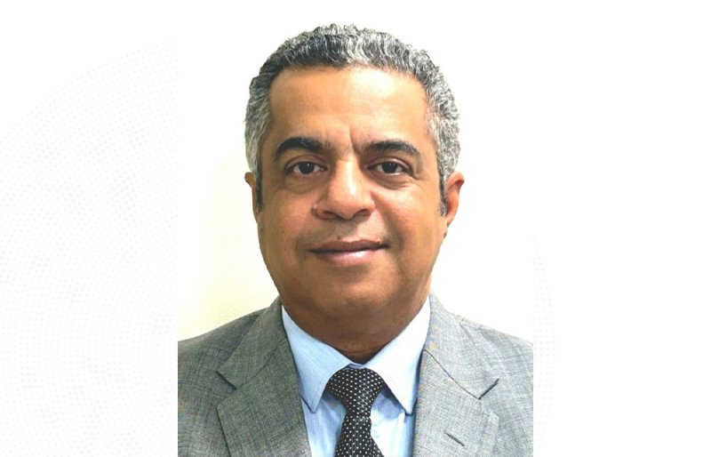 وزير الداخلية يحدد معايير الوطنية ويؤكد الخط الأحمر للانتماء في لقائه مع "التشريعية"