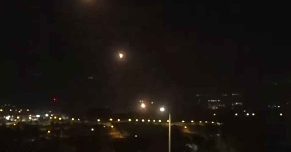 صاروخ من لبنان يستهدف كريات شمونة شمالي إسرائيل