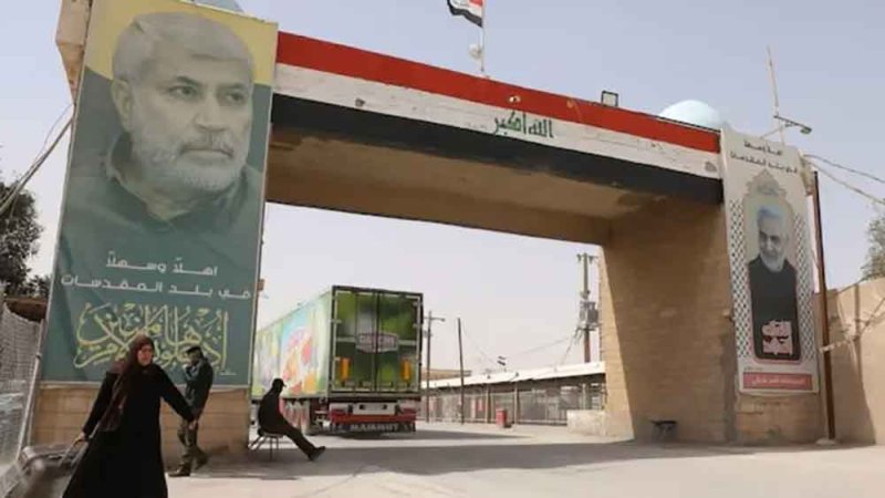 العراق يغلق معبر الشلامجة مع إيران بعد غارات قتلت عراقيا