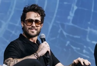 بدون موظفين.. رجل واحد يحول 20 ألف دولار إلى شركة بقيمة 1.8 مليار دولار
