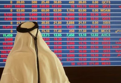 أسواق الخليج تترقب مهلة ترامب.. والتراجعات تفتح شهية المستثمرين