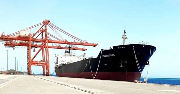 مسؤول أردني: استوردنا مليوني برميل نفط من أرامكو السعودية عبر ميناء ينبع