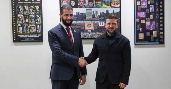 زيلينسكي يلتقي الشرع في دمشق.. مع وزير الخارجية التركي