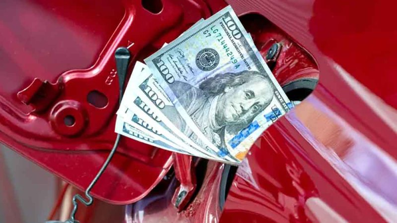 ارتفاع قياسي لأسعار البنزين والديزل في كمبوديا بسبب حرب إيران