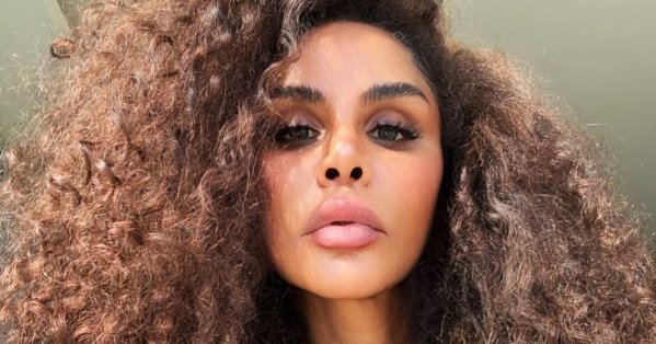 هند البحرينية تكسر صمتها بعد البراءة في قضية “الأغاني الثلاث” 