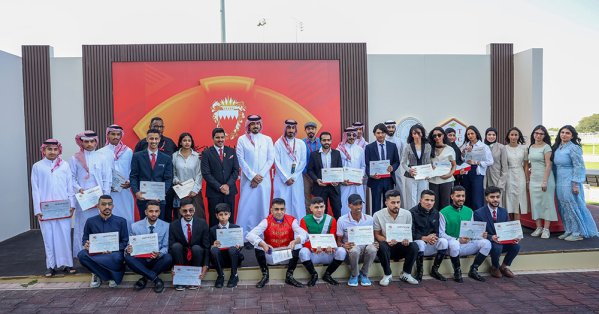 تكريم الدفعة الثالثة للبرنامج التدريبي بأكاديمية البحرين للفرسان وسط إقبال ملحوظ وتطور واضح 