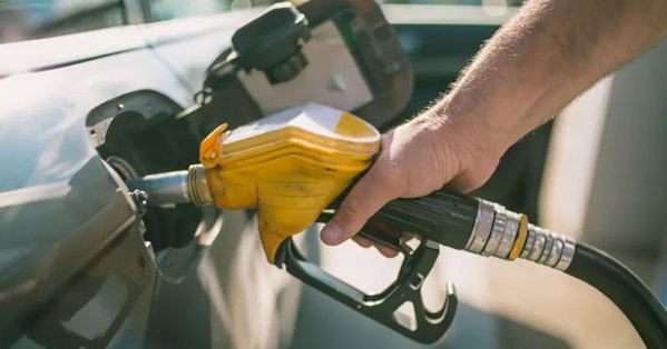 5 طرق لخفض إنفاقك على الوقود مع ارتفاع أسعار البنزين 