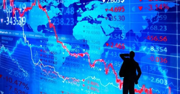 تصاعد التوترات يدفع الأسواق للتقلب.. النفط مرشح للارتفاع وتلاشي توقعات خفض الفائدة 