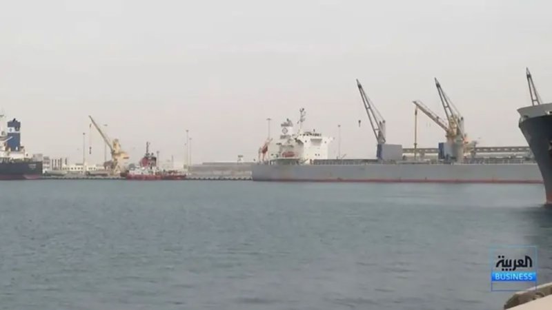 كوريا الجنوبية وتايوان تحتميان بالموانئ السعودية لتجاوز مخاطر هرمز