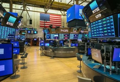 الأسواق الأميركية تتجاهل تهديدات ترامب وتواصل الارتفاع خلال التداولات