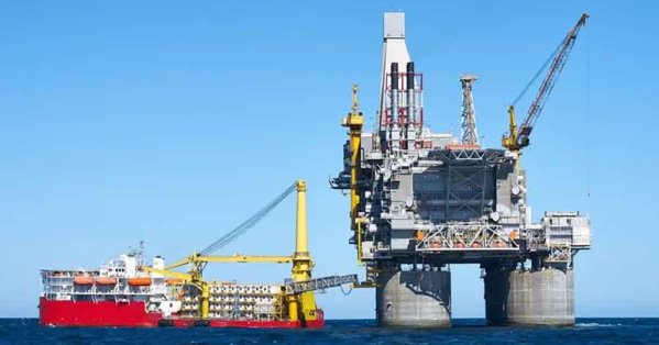 حرب إيران تدفع أسعار النفط الروسي إلى أعلى مستوى منذ 13 عاماً