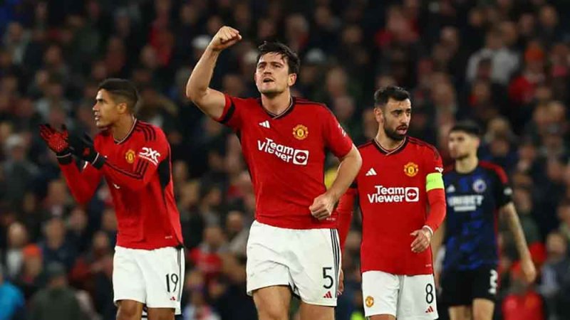 ماغواير يمدد تعاقده مع مانشستر يونايتد
