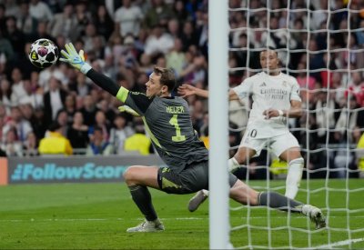 تألق نوير ينعش آمال عودته للمنتخب الألماني قبل كأس العالم