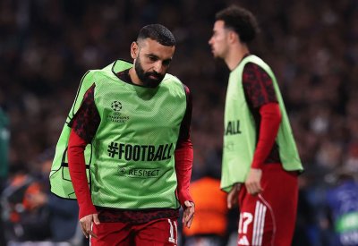 ليلة عصيبة لـ"ملك ليفربول".. لماذا لم يشارك صلاح أمام باريس؟