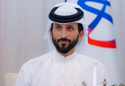 ناصر بن حمد: سلامة الموظفين وحماية الأصول أولوية قصوى في المنشآت