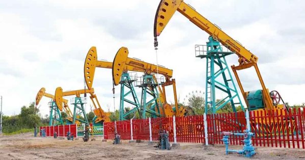 النفط يسجل أكبر خسارة أسبوعية منذ 2022 #صحيفة_البلاد 