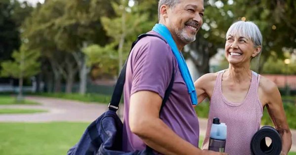 حركات بسيطة يوميًا قد تحسن صحتك دون صالات رياضية #صحيفة_البلاد 