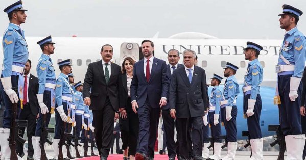 مصدر باكستاني: المحادثات بين إيران وأميركا جرت وجها لوجه