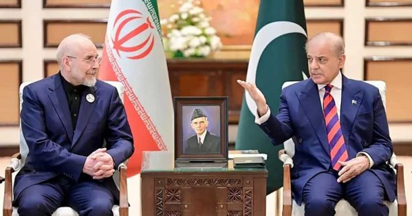 البيت الأبيض: المحادثات الثلاثية في باكستان 