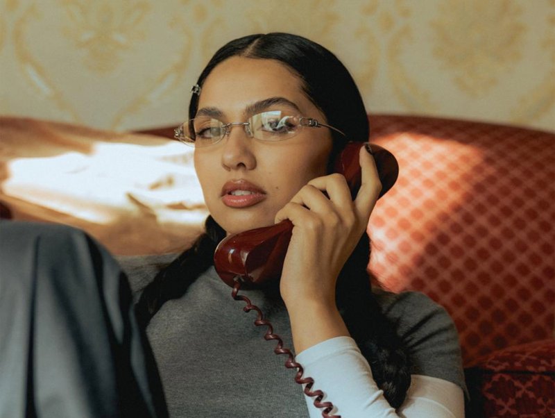 منال تعود إلى الواجهة بأغنية "كلمات" بعد حملة تشويقية ناجحة