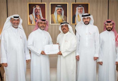 القائم بأعمال الأمين "الملكية للأعمال الإنسانية" يكرم الزميل إبراهيم النهّام تقديرًا لجهوده الإعلامية