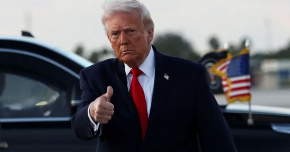 صحيفة: ترامب يدرس توجيه ضربات عسكرية محدودة لإيران 