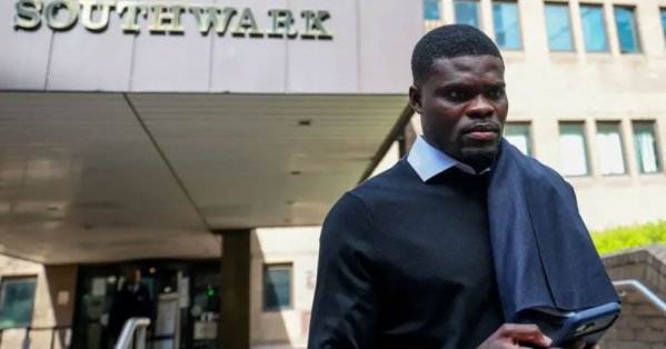 بارتي لاعب أرسنال السابق ينكر تهمتي اغتصاب جديدتين