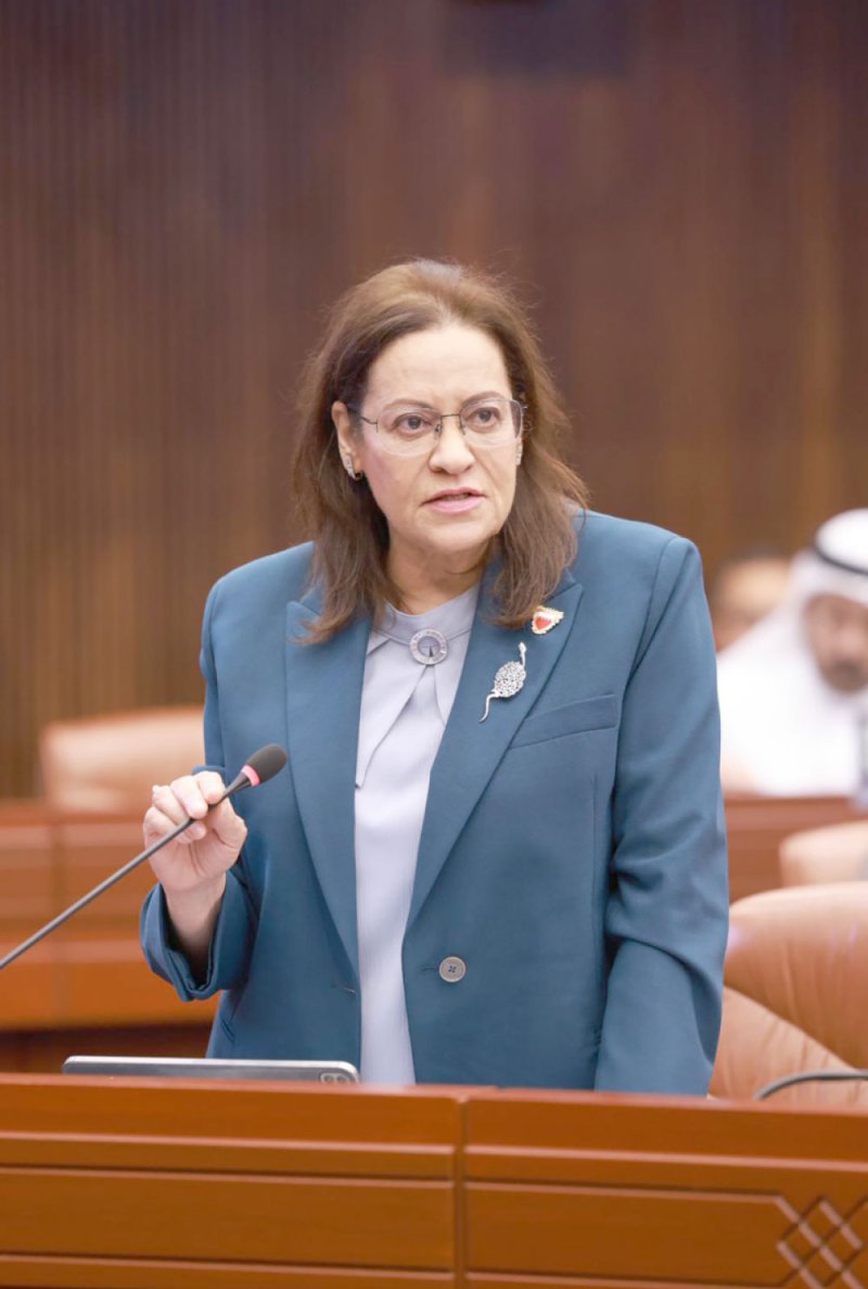 مراجعة حكومية مستمرة لتطوير القوانين
