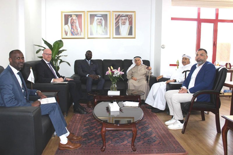 "الهلال الأحمر" البحريني تبحث تعزيز التعاون المشترك مع اللجنة الدولية للصليب الأحمر والهلال الأحمر