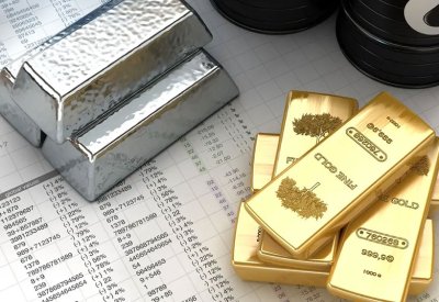 الفضة تقفز 3% والذهب يرتفع مع تراجع مخاوف التضخم