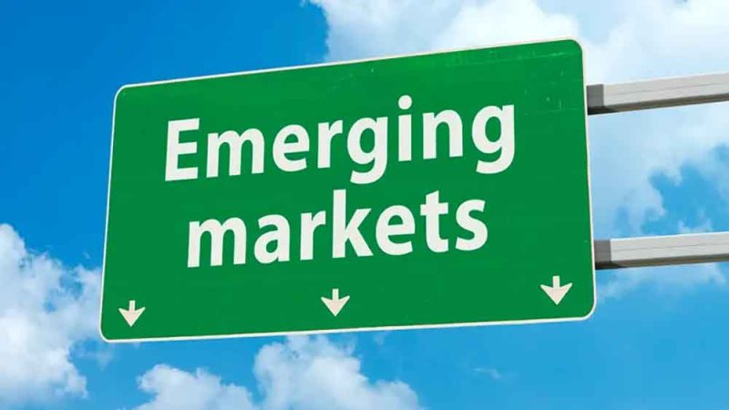 صندوق النقد يخفض توقعاته للنمو بالأسواق الناشئة إلى 3.9% بسبب حرب إيران