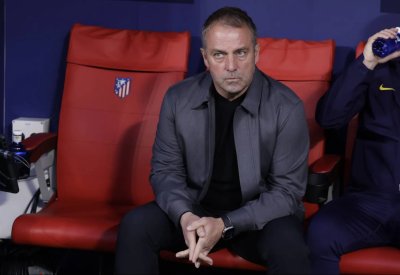 فليك: برشلونة «كان يستحق التأهل»... لكن عليه أن «يتعلّم» من إخفاقه
