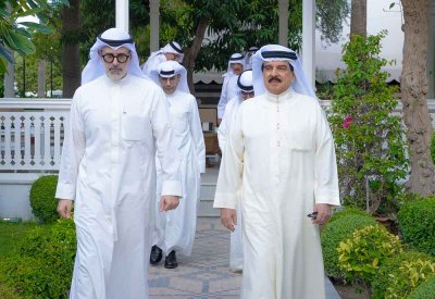جلالة الملك المعظم يستقبل وزير خارجية دولة الكويت