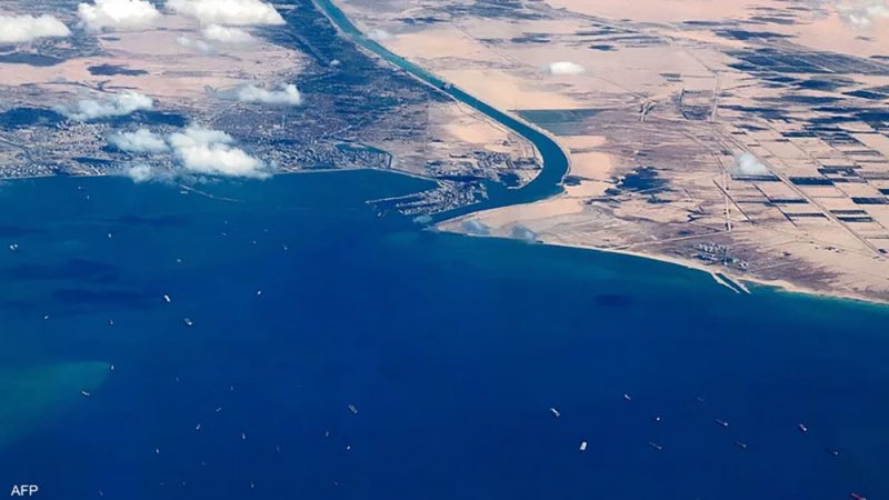 إيرادات قناة السويس تنمو 19% في 6 أشهر