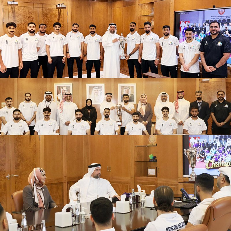 "الإسلامي" يحتفي بفريقه لكرة قدم الصالات بعد تتويجه بطلاً لكأس الاتحاد البحريني