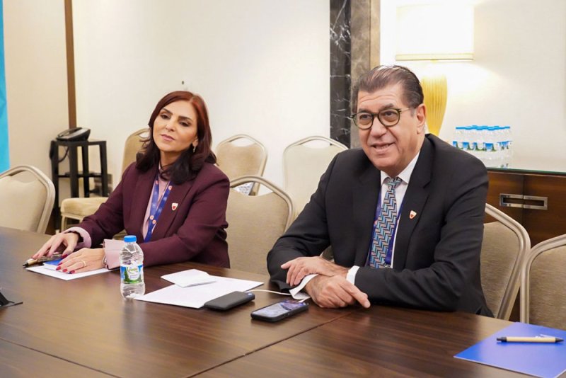 جمال فخرو يُطلع وفدًا برلمانيًا أستراليًا على تفاصيل مشروع بندٍ طارئ لإدانة واستنكار الاعتداءات الإيرانية الآثمة على الدول الخليجية والأردن
