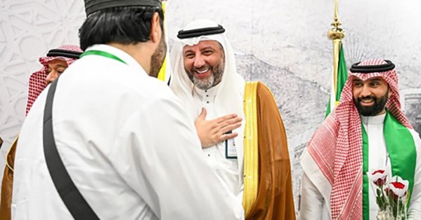 وزارة الحج والعمرة تعلن بدء وصول أولى أفواج ضيوف الرحمن إلى المملكة لأداء فريضة الحج