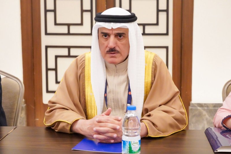 رئيس مجلس النواب يعقد سلسلة لقاءات برلمانية مكثفة ويُطلع رؤساء وممثلي البرلمانات على الاعتداءات الإيرانية السافرة وتداعياتها
