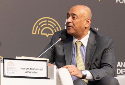 الأمين العام: مجلس التعاون يسعى دائمًا للتوصل إلى بيئة مستقرة وآمنة وينتهج سياسات بناءة قائمة على التنمية والازدهار وليس الحروب والنزاعات