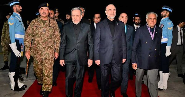 محاولة ثانية.. هذا هو الوفد الإيراني المتجه إلى باكستان