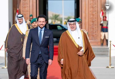سمو ولي العهد رئيس الوزراء في مقدمة مودعي سمو ولي العهد الأردني