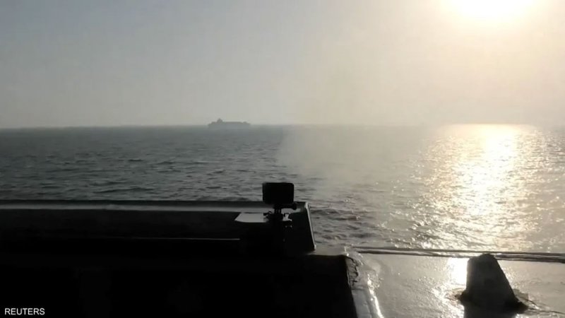 ما مصير السفينة الإيرانية التي احتجزتها البحرية الأميركية؟