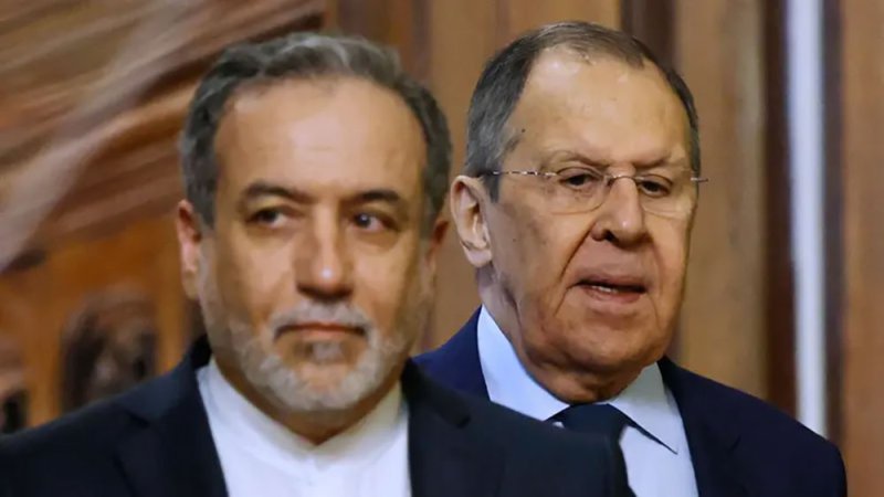 الخارجية الروسية: لافروف أكد لعراقجي هاتفياً ضرورة الالتزام بالهدنة