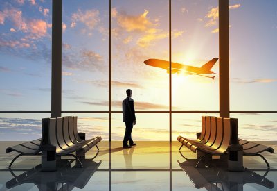 وظائف الطيران والخدمات تتصدر السوق